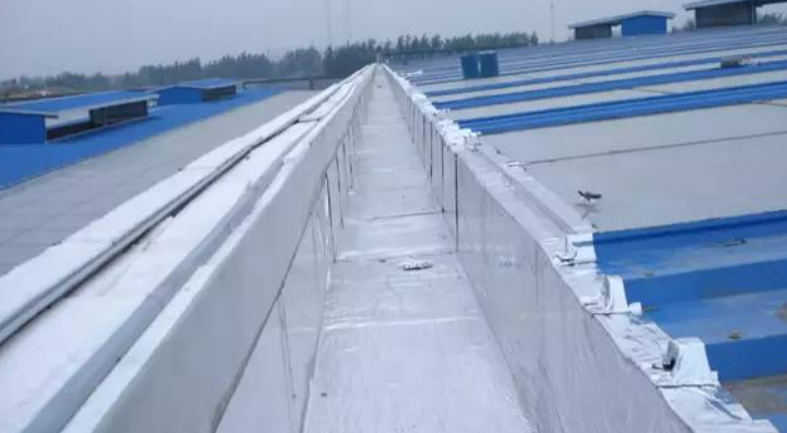 红安办公楼屋面防水案例