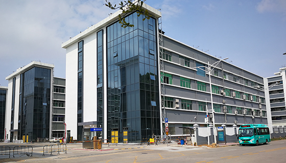 红安智慧园区幕墙维修